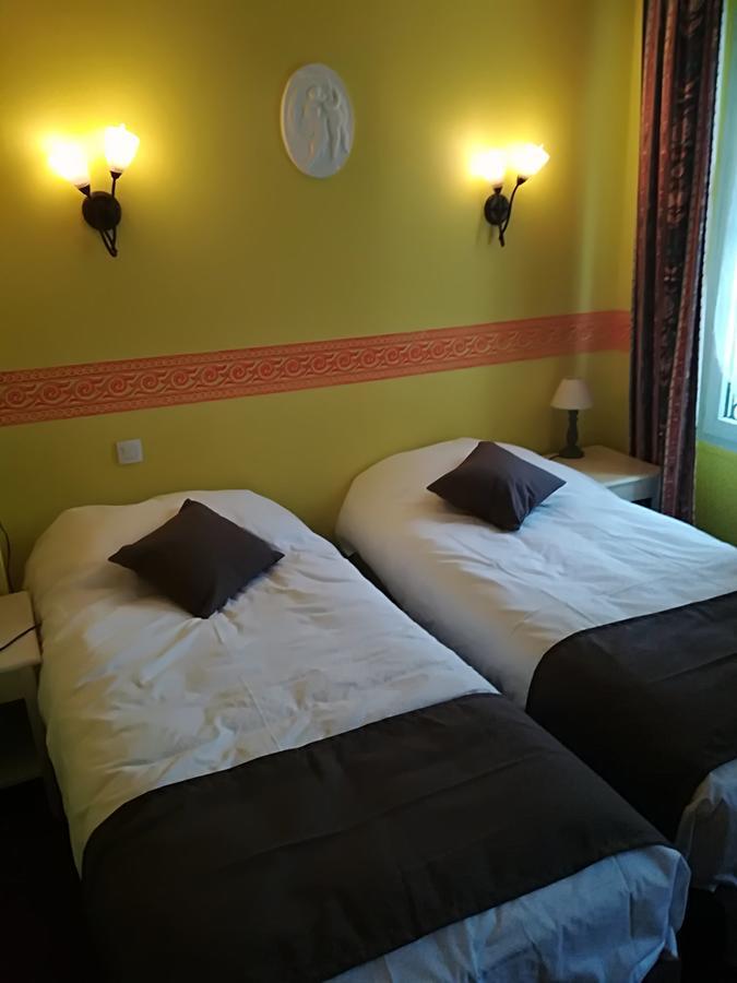 Hostellerie Saint Martin- Logis Hotel Et Restaurant Creully sur Seulles Eksteriør bilde