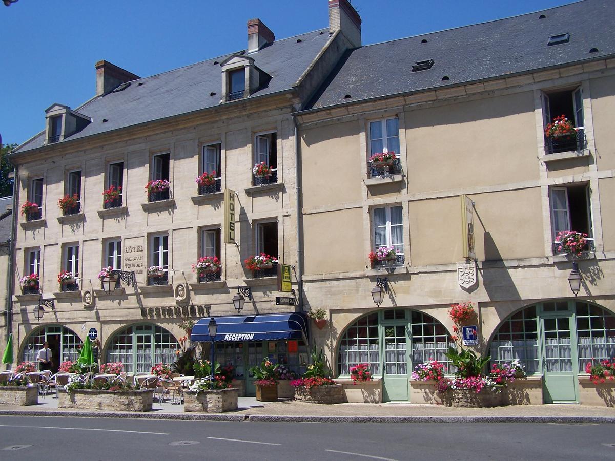 Hostellerie Saint Martin- Logis Hotel Et Restaurant Creully sur Seulles Eksteriør bilde